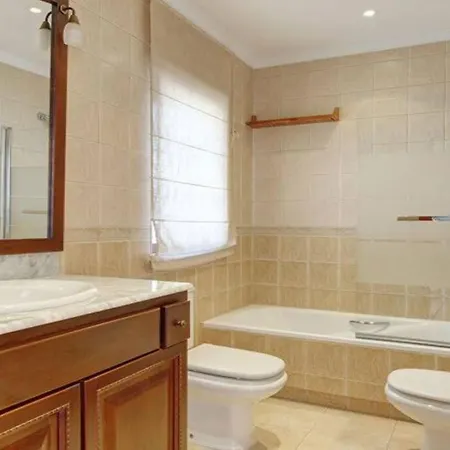 Tatil Evi Bright 2 Bedroom Townhouse Fuengirola