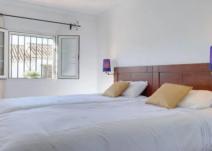 Bright 2 Bedroom Townhouse 別荘 *